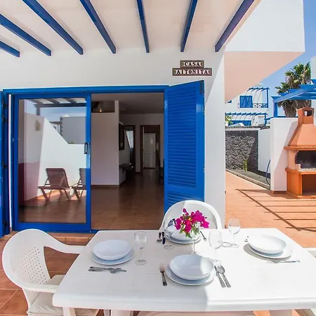 Aitonita Villa